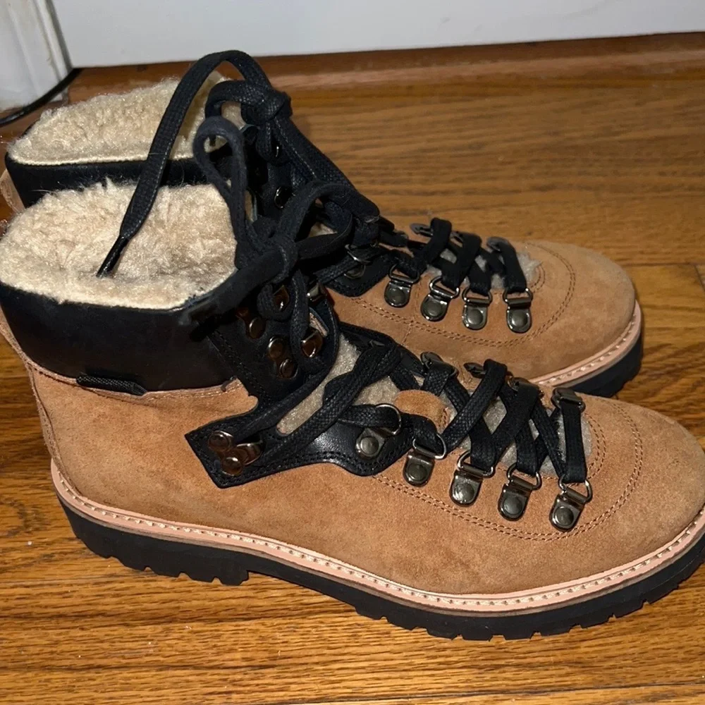 Urban Outfitters Sherpa hiking boots - Picture 4 of 4